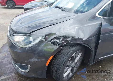 2019 Chrysler Pacifica 35Th Anniversary Limited from USA, damaged, VIN 2C4RC1GG4KR746211